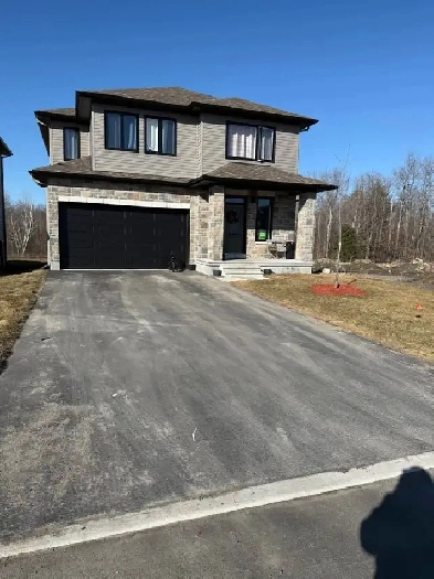 2 Unfurnished Rooms for Rent – Available Sept 1 | Arnprior Image# 2