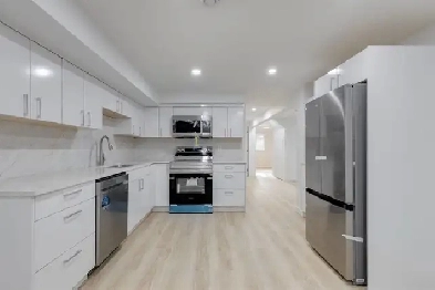 5 Mins to MRU – Bright Renovated Suite near Marda Loop Image# 1