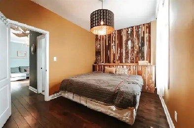 Modern 2-Bedroom Downtown Toronto Rental – All Inclusive! Image# 1