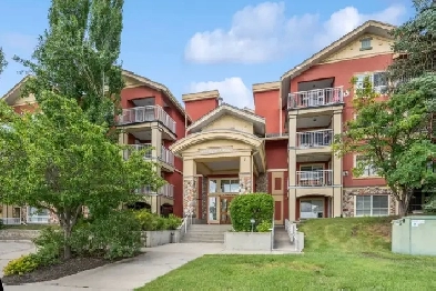 1 Bed Apartment - STEPS To Mount Royal University Image# 2