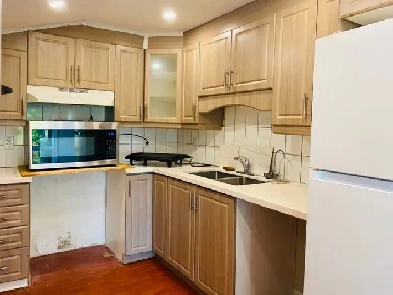 2 Room Farmhouses for Rent at Chippewa Rd E, Mount Hope Hamilton Image# 5
