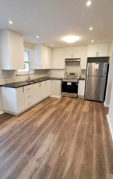 3 Bedroom Bungalow Main Floor for Rent Image# 1