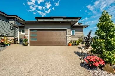 Modern Luxury Meets Everyday Comfort in Black Mountain! Image# 1