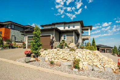 Modern Luxury Meets Everyday Comfort in Black Mountain! Image# 1