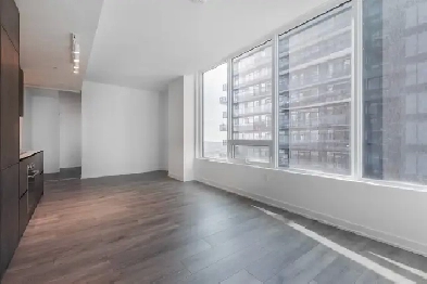 Brand New 2-Bed Corner Unit in Midtown Image# 1