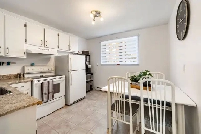 Appartement 5 1/2 à Lévis - Stationnement - Chauffage inclus Image# 2