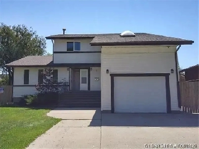 Pet friendly 2 bedroom legal basement suite own laundry, parks Image# 4