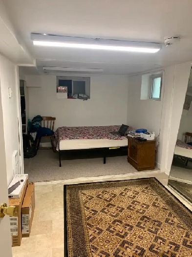 One bedroom basement apt for rent , 4 minutes  Walk to McMaster Image# 10