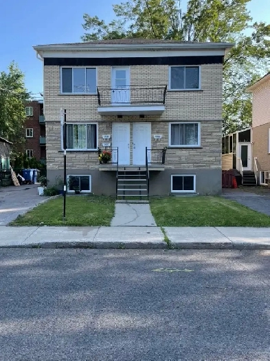 Appartement 5 1/2 à louer - 1156 rue McGill, Longueuil Image# 1