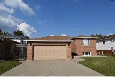 HOUSE FOR SALE | 6 BED 2 BATH | SOUTH WINDSOR | 649,900 Image# 1