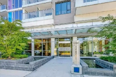 Park Estate with A/C 1 Bdrm den 1 bath, 537sqft 68sq ft balcony Image# 9
