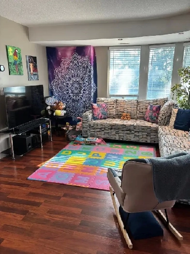 Corner Unit Next to TTC Subway - 2BR/2BA Image# 8