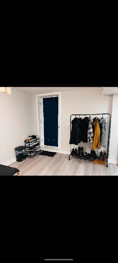 near by central Erin mill basement for rent Image# 1