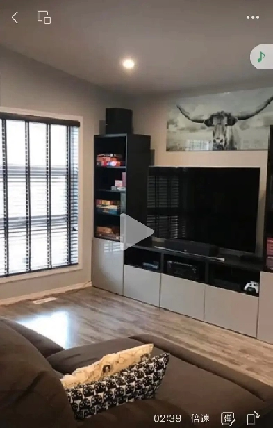 7 bedrooms 3 bathrooms and Double car Garage for rent Image# 2