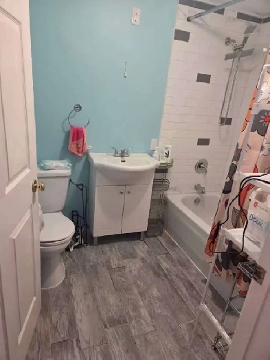 A big room in Innisfil Image# 1