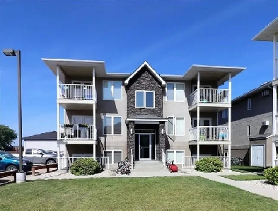GREAT OPPORTUNITY TO GET IN THE REAL ESTATE MARKET! Image# 2