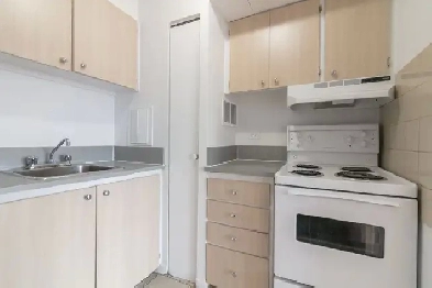 Spacious two-bedroom apartment on the 22nd floor - ID 1651 Image# 4