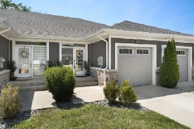 1917 Ethan Court, Windsor ON Image# 1