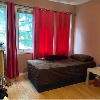 Private Room for Rent Near Sheridan College Image# 1