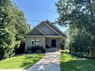 Waterfront Executive Cottage Home Long Term Rental Image# 1