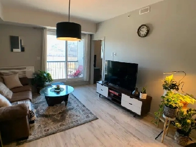409-8106 Fraser Ave Image# 3