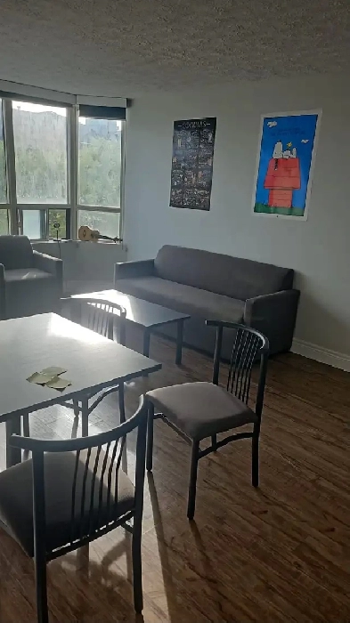 STUDENT HOUSING FOR SUBLET POSSIBLE LEASE TAKEOVER Image# 2