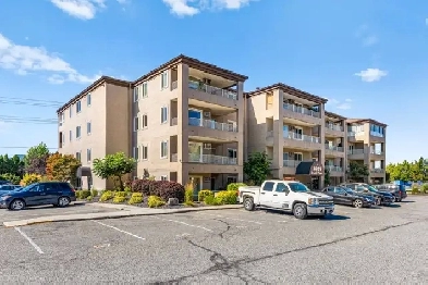 Beautifully Updated Condo - Perfect Central Living Location! Image# 8