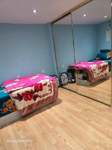 Separate Room - Kennedy and Lawrence for FEMALE Image# 5