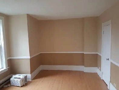 large 1 bedroom apt. in downtown Collingwood Image# 1