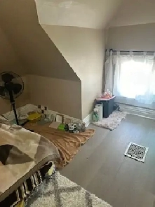 Private Semi suite Furnished attic N.Wolseley UofW Polo Now/Aug Image# 12