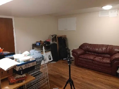 1 bedroom basement apartment (sublet Oct.1-April30) Image# 1
