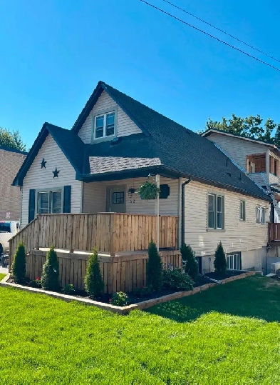 3 bed 2 bath 2 storey west side PC home Image# 5