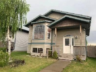 116 Iverson Close - 4 Bedroom House for Rent Image# 1