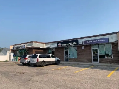 Main Floor Retail Space - 513 Hamilton Avenue Image# 4