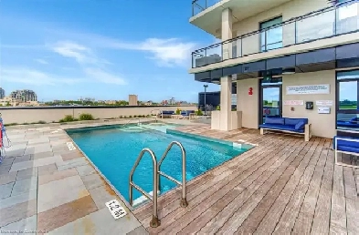 STUNNING 1 BED   DEN CONDO UPTOWN WATERLOO WITH A ROOFTOP POOL Image# 8
