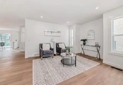 House for rent in Hamptons NW Image# 4