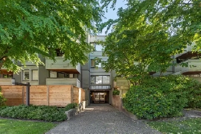 2-bedroom home in PRIME SOUTH GRANVILLE location for UNDER $700k Image# 8