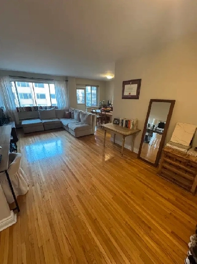 Lease Transfer – Large 3 1/2 Apartment with Balcony & Storage Image# 7
