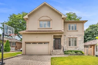 Amazing Toronto home for sale in Don Mills Image# 7