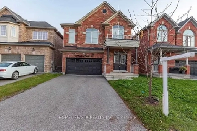 GORGEOUS DOUBLE GARAGE HOUSE FOR RENT IN STOUFFVILLE ! Image# 1