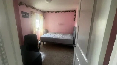 bedroom for rental in Evergreen SW Image# 1