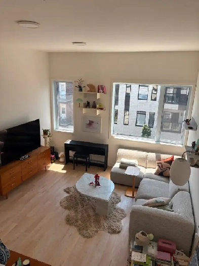 CONDO MODERNE VILLERAY | 1 BED   BUREAU | TERRASSE PRIVÉE | SEPT Image# 8