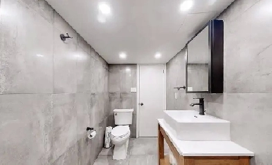 Well maintained One Bedroom furnished lower level unit Image# 6