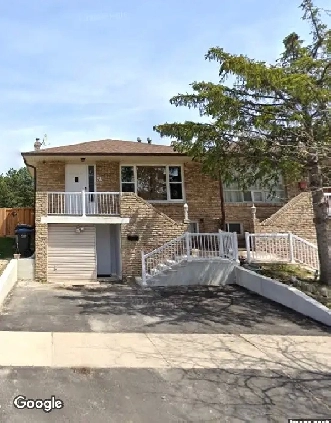 Immaculate condition 3-bedroom, 1 bath house in Brampton Image# 4