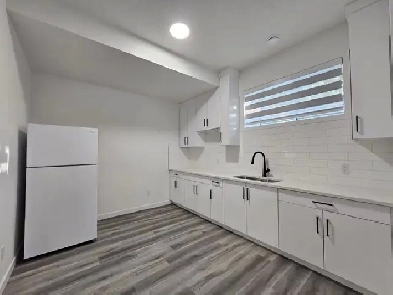 Bright & Private 1-Bedroom In-Law Suite with Stylish Finishes Image# 5