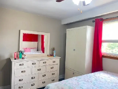 Furnished master bedroom on main floor for GIRLS ONLY IN MALTON Image# 1