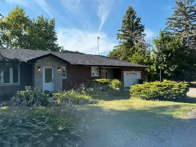 Counrty Home for Rent in Bolton Image# 1