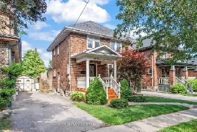 Modern Luxury 3 Bedroom Detached Home with Abv ground Pool! Image# 3