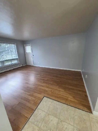 2 Bedroom Apartment for Rent-Utilities and 1 Parking Included Image# 8