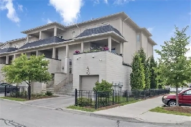 Beautiful 3 storey townhouse in Milton Image# 1